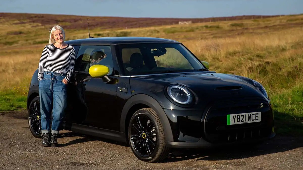 MINI Priče o e-mobilnosti - Iola - pozitivna vožnja